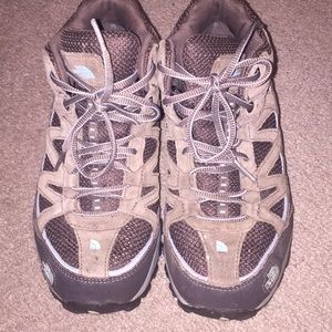 North Face Water-Resistant Hiking Boots Size 7.5